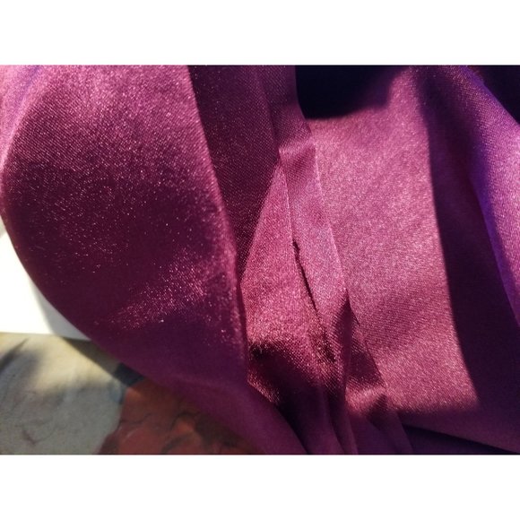 Material Fabric Satin 4 yards Burgundy Satin - Picture 2 of 2